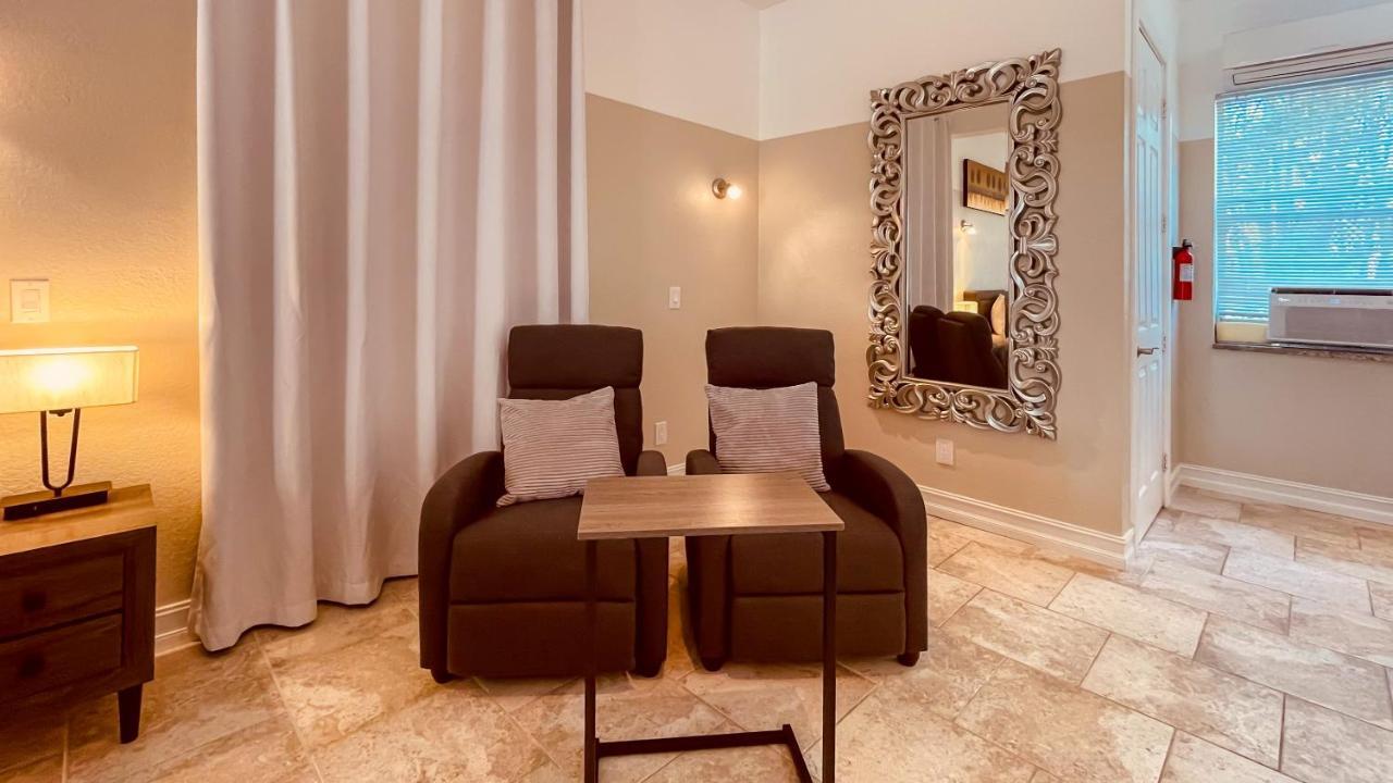 White Orchid Apartments Φορτ Μάγιερς Εξωτερικό φωτογραφία